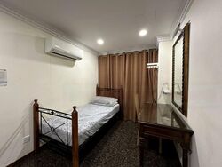 Lorong Gambir (D19), Terrace #584503671